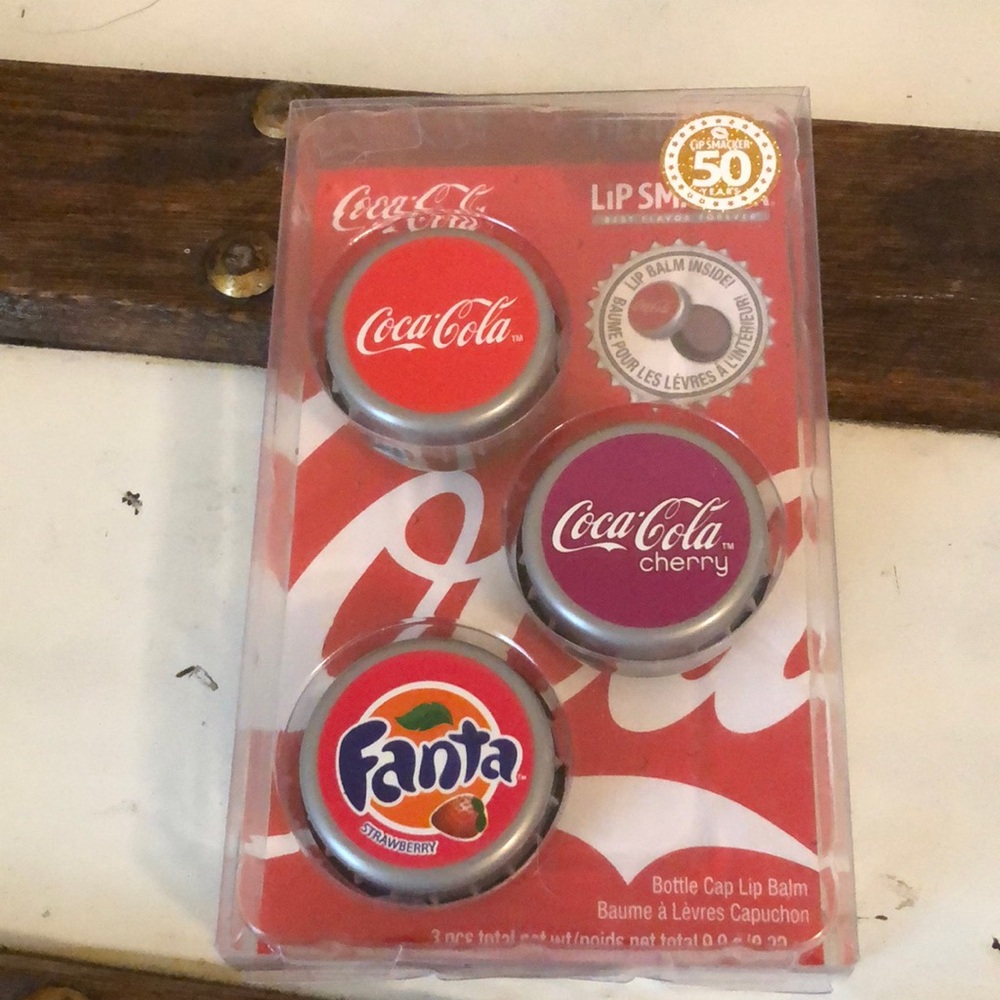 New Lip Smacker Coca-Cola and Fanta Lip Balm Set
